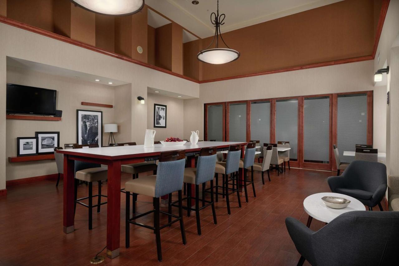 Hampton Inn & Suites Phoenix-Surprise Eksteriør billede